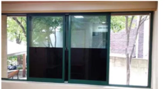 Fig. 3  Existing window (left), Retrofit window (right) 4.2 에너지 사용량 절감 효과 분석 Fig. 4와 Table 5는 난방에 소비된 도시가스 사용량 검침결과와 도시가스 요금을 나타낸 것이다