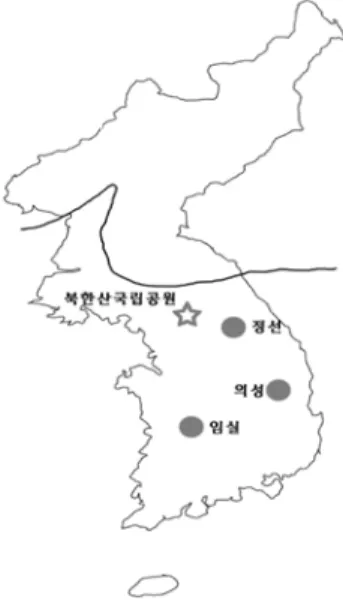 그림 1. 산개나리 자생지( −  : 개나리속의 북방한계선, 이와 임, 2002).