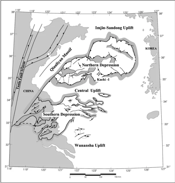 Fig. 3. Simplified structural map of the South Yellow Sea Basin. After Ryu et al. (2000).