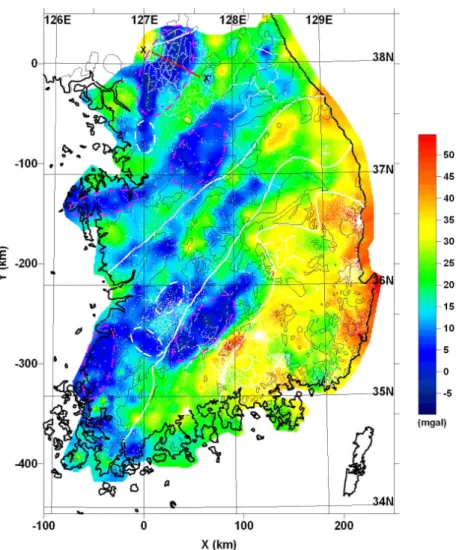 Fig. 5. Isostatic anomaly map and distribution of granitoids: White dots show gravity data distribution