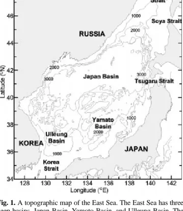 Figure 2 shows cruise tracks during the CREAMS expe- expe-ditions. The cruise track of the 1996 study was severely modified from those of previous years mainly due to the limitation imposed on study areas by Japanese and Russian governments within the fram