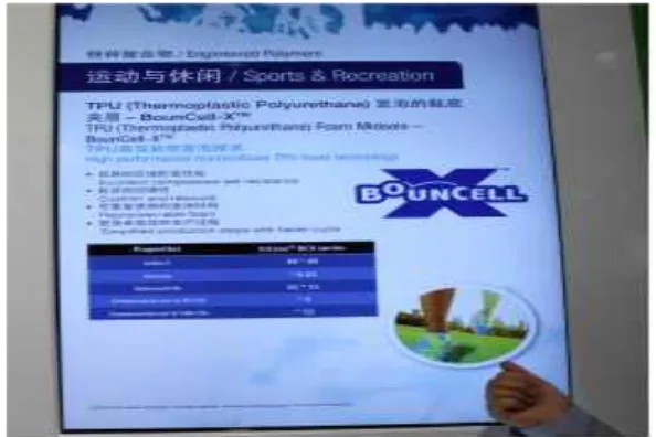 Fig. 4. 독일 Adidas사의 TPU bead foam 발포로 제조된 Energy Booster 고성능 경량 PU  foam을 위하여 TPU  고압발포 기 술들의 적용 연구도 동시에 진행되고 있으며,  상 업화 전 단계에 있지만 고가의 신규 장비의 요구  및 원료비 상승으로 인하여 신발산업에 적용되기 는 당분간 어려울 것으로 전망되고 있다