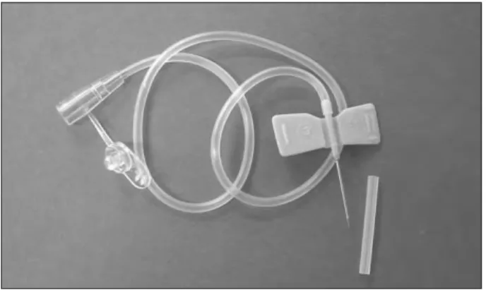 Fig. 1. 손등 표층의 역 Y 형태의 정맥. Fig. 2. Winged(Butterfly) needle.