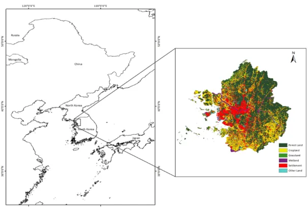 Fig. 1. Study area and land cover map. 상이하고 자료의 속성에 따라 활용성이 다르기 때문에 먼저  2000년대와 2010년대의 연대별 활용 가능한 자료를 파악하 였다  (Table 1)
