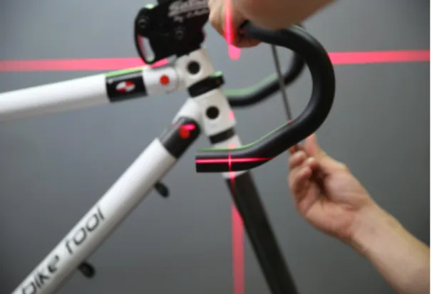Fig.  1.  Bicycle  steering  system  fitting