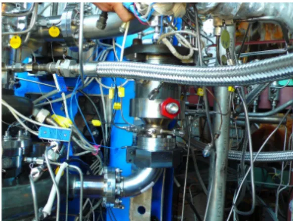 Fig.  1  A  Gas  Generator  Assembled  with  a  Turbopump  for  a  Closed  Combustion  Test