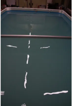 Fig. 8은 알루미늄판 만을 관찰한 소나이미지이다.  두  개의 점과 같은 강한 반사이미지가 보이는데 이것은 소 나의 전면과 마주보고 있는 알루미늄판의 두 모서리 부 분이다