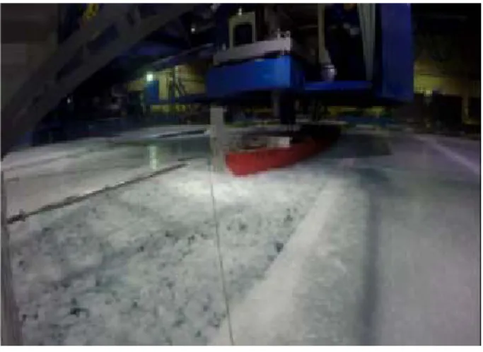 Fig.  9  Photo  of  brash  ice  test Table  4  Model  test  parameters