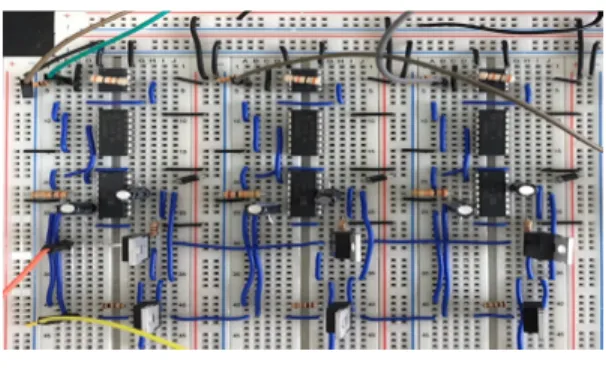 표  1.  인버터  사양  및  부품  목록  Table  1.  Specification  and  parts  list  of  the  inverter