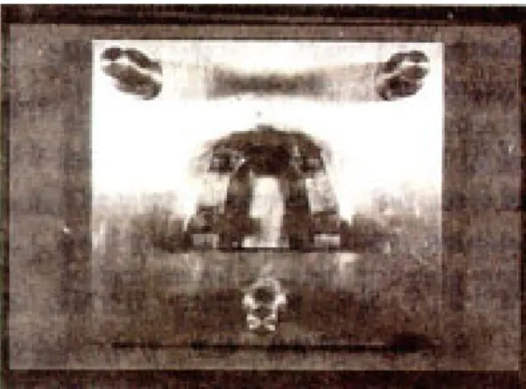 Fig. 2. Modified tray and metal master  model(rigth)