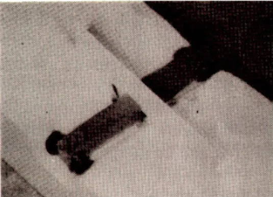 Fig. 3. Soldering assembly with a 0.3㎜ card in placeFig. 2. Assembly for sectioning castings; specimen is