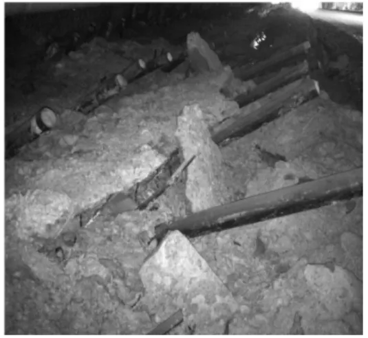 Fig. 11. The result of measurement in the deformation section생하지 않았으나 굴착완료 후 바닥 측벽부 숏크리트 탈락과 국부적인 낙반과 바닥부 융기가 동시에 발생하였다.3