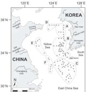 Fig. 1. Map showing the sampling locations (open circles) of surface sediments in the Yellow Sea and East China Sea.