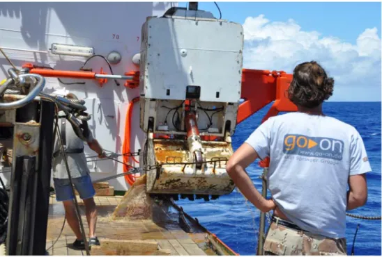 Fig. 2. Suspended surface sediments were flow out from TV guided grab sampler due to grab loosely.