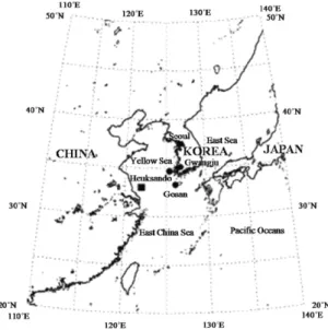 Figure 2 shows temporal variation of air temperature, relative humidity, wind, and rainfall intensity which were observed at Gosan station from 1200 UTC 3 to 0000 UTC 4 July 2007