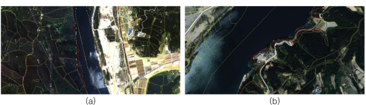 FIGURE  13.  Non-coincidence  between  cadastral  boundaries  and  river  boundaries 5)  하천경계선과  지적선의  불일치 하천구역의  경계를  나타내는  하천경계선은  현  토지이용형태를  나타내는  지목인  천(하천) 의  필지들의  지적선과  동일한  위치에  있어야  하지만,  실제의  모습은  그림  13과  같이  하천경 계선이  천과  임(임야)의  지적선들에  일치하지  않