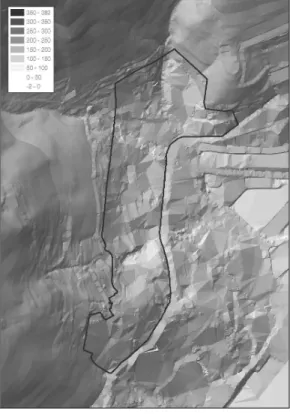 FIGURE  2.  사례지역  단면 FIGURE  3    사례지구  여건분석 대상구역은 표고 최저 73m에서 최고 130m지 점에 위치하고 있으며, 30°미만인 경사도가 전 체의 86.5%를 차지하고 있다