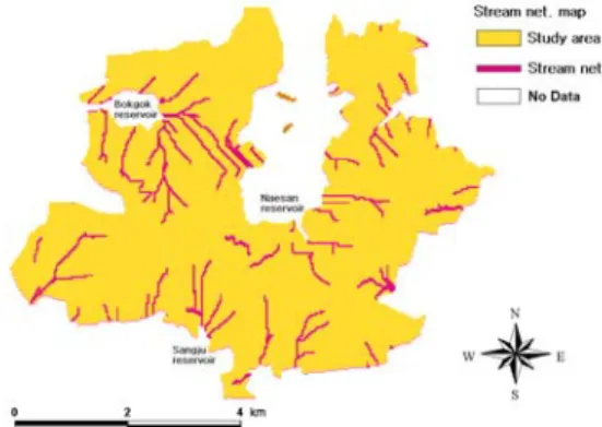 FIGURE  1.  Image  of  stream  network  in  study  area 본  조사지역의  지황은  그림  2과  같고,  남부 임업시험장  금산시험림  608ha,  경상대학교  연 습림  200.2㏊,  남원영림서  자연휴양림  201.0㏊ 를  포함하여  약  2,948ha의  대면적으로서  공도 와  인접하고  있는  지점이  많음을  알  수  있다 (그림  2,  표  1)