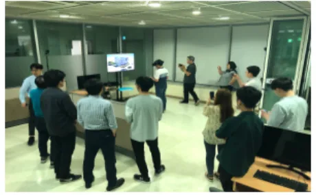 Fig.  2  Education  for  Training  Experts  in  Production  of  VR  &amp;  AR 여자의 나이는 만 20세에서 55세까지 였으며 관련 산 업에 관심이 있거나 경험이 있는 15명을 대상으로 진행 하였다