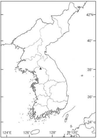 Fig. 4.  Distribution map.  Paracymus aeneus (circle), P. zaitzevi (triangle).