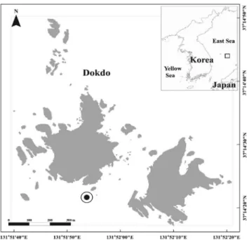 Fig. 1. Map showing the sampling area of Neoclinus chihiroe from  Dokdo, Korea (●).