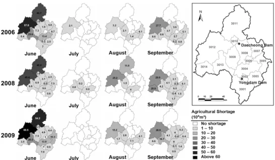 Fig. 12. Agricultural water shortage in drought period (2006, 2008, and 2009). 5. 결 론 본 연구에서는 금강유역(9865 km²)을 대상으로 SWAT  모형과  MODSIM-DSS  모형을 연계하여 농업용수 공급능력을 평가하였 다