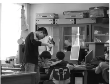 Fig.  10  Robot  building  class