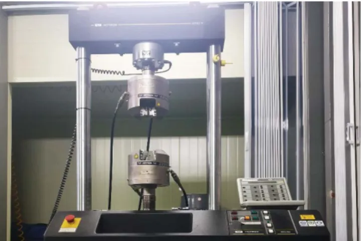 Fig. 5 Universal material test machine (Instron 8516) 