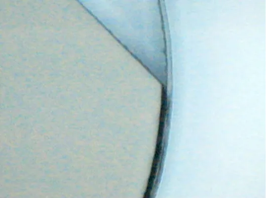 Fig. 3.2 The phenomenon of photoresist reflow. [25] 