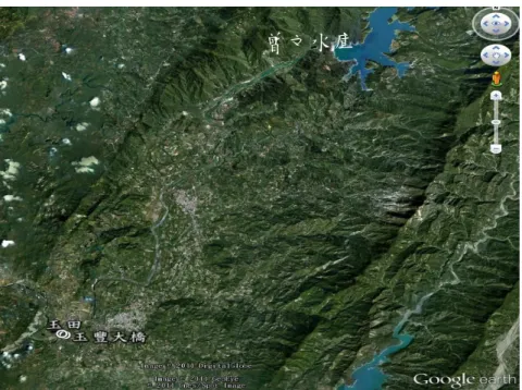 圖 4-7  曾文水庫至玉豐大橋間空照圖(Google Earth 提供)  表 4-2 地表逕流模式檢定及驗証之颱風場次  颱風  時間  辛樂克  2008/9/12~2008/9/16  薔蜜  2008/9/27~2008/10/1  卡玫基  2007/7/17~2007/7/21  凰凰  2007/7/26~2007/7/30  聖帕  2007/8/16~2007/8/22  科羅莎  2007/10/5~2007/10/9  表 4-3 漫地流糙度係數(HEC,1985,1990)  地表
