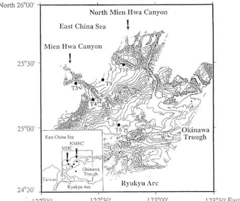 Fig. 1. Bathymetric map showing the locations of sediment traps deployed in this study