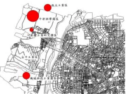 圖 3  中部科學園區位置示意圖  2.  開發中部科學園區：  台中市若要真正的要成透過科學園區的，加強地方經濟發展，必須要能掌握中部產 業特色，才能讓科學園區在地方扎根，此外，園區必須提供具有吸引力的租稅優惠與完 善的公共投資，才能在眾多的科學園區以及大陸廉價的勞力與土地中脫穎而出，成為企 業廠商願意進駐的地點，而透過科學園區的設立，地方主要的目標是如下：（一）爭取 中央資源的依賴心態（二）促進產業轉型的企圖心（三）增加地產行銷的媒介，這些因 素都會影響地方經濟發展的表現，而科學園區若能和中部的大專院校