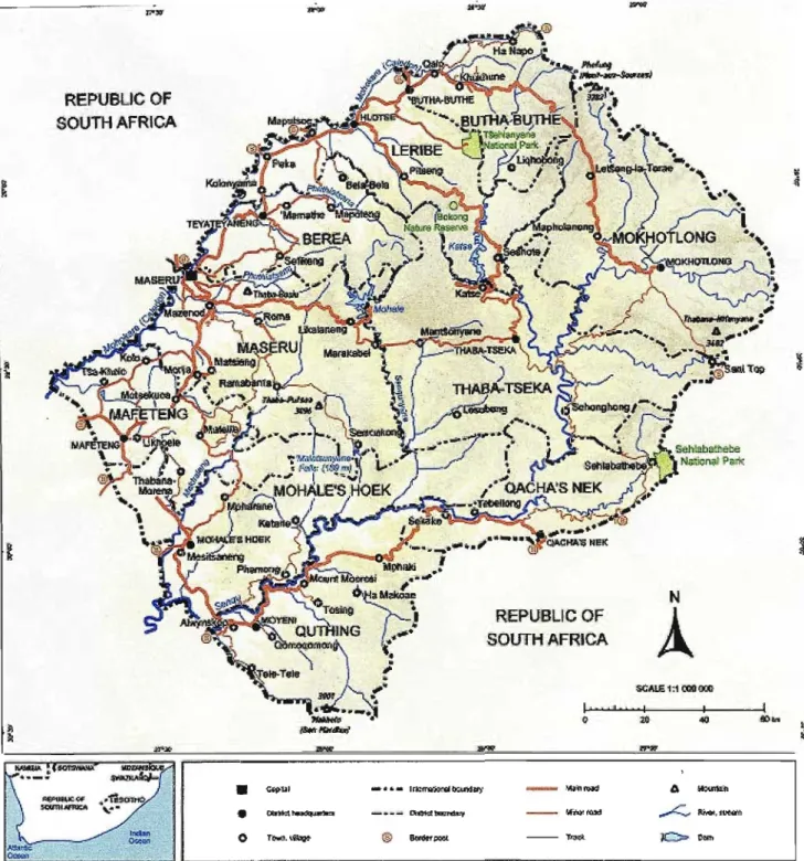 Figure 3.1 Map of Lesotho showing administrative districts (Lesotho Bureau of Statistics and UNFPA 2003 p.92)